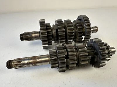 Yamaha YZ125 1983-1985 OEM TRANSMISIÓN MONTAJE ENGRANAJES EJES CAJA DE CAMBIOS Foto 1 de 3