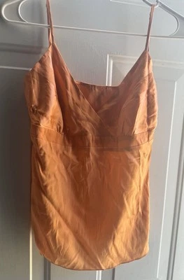 bebe HERMOSO TOP DE SEDA/SPANDEX - M - NARANJA SUAVE - TALLA CREMALLERA Y ABERTURAS - PERFECTO Foto 1 de 4