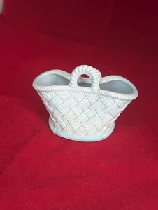 Victorian milk glass blue basket - Picture 1 of 6