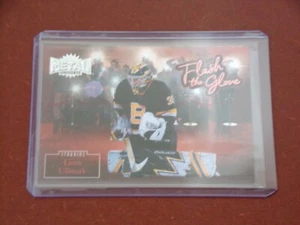 2022-23 Metal Universe Flash the Glove Linus Ullmark - Picture 1 of 1