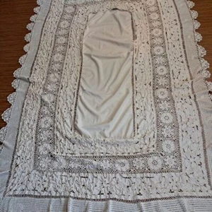 HOLIDAY TABLECLOTH #13 Handmade 66x82 Absolutely gorgeous..Cream color - Picture 1 of 11