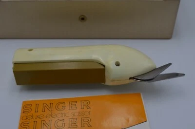 Vintage Singer Cutting Electric Scissors w/ Case and Instructions - Image 1 of 4