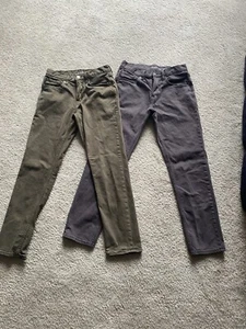 2 Pairs Of Old Navy Brand Slim Jeans - Picture 1 of 4