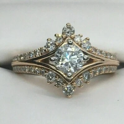 Anillo de compromiso enchapado en oro amarillo 925 moissanita VVS1 corte redondo de 2,19 quilates Foto 1 de 4