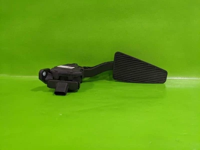 Pedal acelerador a gás 13-23 RAM 1500 FABRICANTE DE EQUIPAMENTO ORIGINAL 4246-23 - Imagem 1 de 3