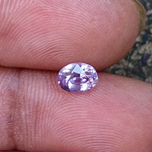 Spinello Lavanda 1,05 Ct Naturale Non Trattato VVS Chiarezza Origine Sri Lanka Gemma - Foto 1 di 5
