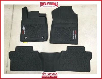TOYOTA TUNDRA TRD PRO 2014-2021 FORROS DE PISO/TAPETES DE GOMA Foto 1 de 4