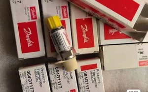 New Danfoss pressure switch MBS8250 064G1177 - Picture 1 of 1