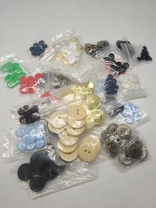 300pcs mixed lot DIY doll Scrapbook Sewing mixed Fashion plastic buttons - Picture 1 of 1