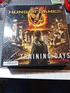 Die Tribute von Panem Trainingstage: Strategie Brettspiel versiegelt - Bild 1 von 9