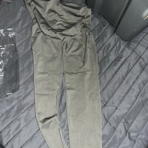 Maternity Pants Yoga Large Over The Belly Lot Of 2 gray Brand New - Picture 1 of 7