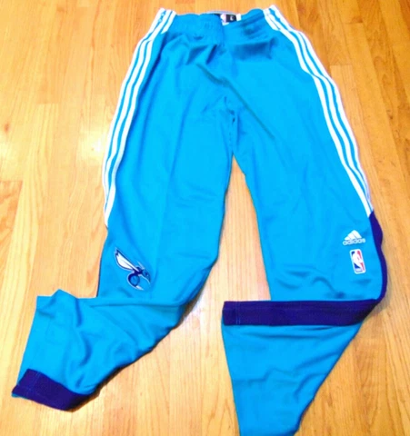 ADIDAS NBA AUTHENTIC CHARLOTTE HORNETS TEAL ON COURT PANTS BUTTON DOWN SIZE L+2" Cover