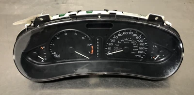 Cuadro medidor velocímetro instrumento A/T Oldsmobile Alero 2000-2002 Foto 1 de 4
