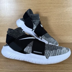 Nike Hombre Entrenadores 'Free RN Motion' Oreo Flyknit Negro/Blanco - Talla 10 Reino Unido - Imagen 1 de 17