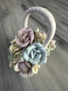 Vintage Capodimonte Stil Porzellan Blumenkorb #3701 Pastell Rosen - Bild 1 von 12