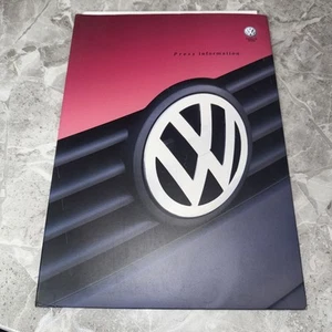 New Volkswagen Transporter Press Pack/Brochure/Photos/Slides - 2004 - Picture 1 of 5