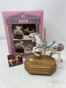 Figura de música de caballo de expresión carrusel Westland Designs - Imagen 1 de 20