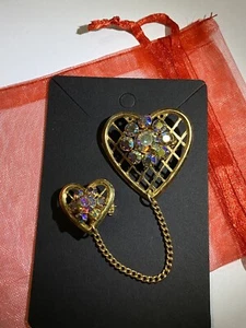 Beautiful Vintage Aurora Borealis Rhinestone Heart Pin Gift ❤️ - Picture 1 of 6