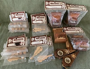 18 piezas. Lote de muebles miniatura vintage para casa de muñecas "MINI-HOUSE" GUARDERÍA FRANK - Imagen 1 de 6