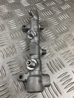 Distribuidor de combustible tubo de distribución ETO29191 para Audi A8 S8 D5 2018 Foto 1 de 4