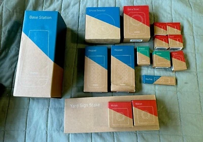 SimpliSafe 16 Piece Gen3 Wireless Home Security System New In Boxes White - Image 1 of 4