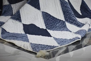 Grey white diamond velvet comforter blankets and bedspread (king 90X104 inch) - Picture 1 of 16