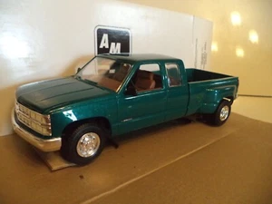 AMT Ertl Dealer Promo 1995 Chevy 3500 Ext. cab Silverado Dually 1/25  NEW IN BOX - Picture 1 of 9
