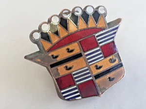 1948 1949 CADILLAC TRUNK CREST EMBLEM SERIES 61 & 62, OEM GM, CLOISONNE ORIGINAL - Picture 1 of 10