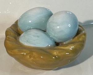 Nora Fleming Mini Teller Charm ~ A39 ROBIN'S BLUE EGGS IN NEST - Bild 1 von 9