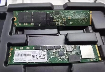 Samsung 3.84TB 22110 PM983 SSD PCIe Gen3x4 NVMe M.2 Solid State Drive MZ-1LB3T80 - Image 1 of 2