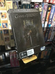 Game Of Thrones Season 1 LIMITED EDITION - 5x DVD + Photobook - Picture 1 of 1