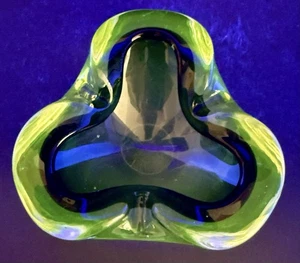 Vintage Murano Glass Bowl Barbini Ashtray Console Dish Green Sommerso UV GLOW - Picture 1 of 21