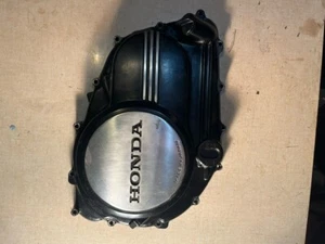 1984 Honda Magna V45 VF700C HM440B. Engine crankcase side clutch cover - Picture 1 of 3