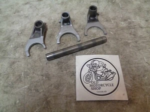1991 SUZUKI GSXR 750 SHIFT FORKS - Picture 1 of 7