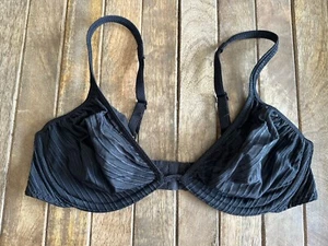 Barely There 36B Sheer Striped Black Underwire Bra - Picture 1 of 7