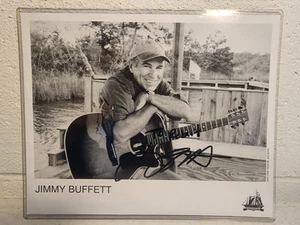 Jimmy Buffett Autographed 8x10 Photo - Picture 1 of 3
