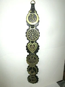 Vintage decorative brass horse medallion display - Picture 1 of 7