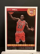 2013-14 NBA Hoops Red Back Tony Snell #280 Rookie RC