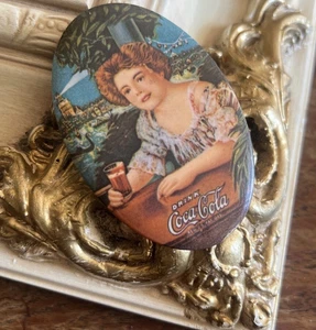Vintage 1973 Coca-Cola Purse Hand Pocket Ornate Mirror Collectible - Picture 1 of 6