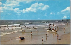 Postal de colección Ocean City, Nueva Jersey escena de playa de baño/cromo 1967 sin usar - Imagen 1 de 2