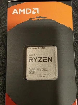 AMD Ryzen 5 5600X (Zen 3)  6-Core 3.7GHz AM4 Desktop Processor CPU & cooling Fan - Image 1 of 3