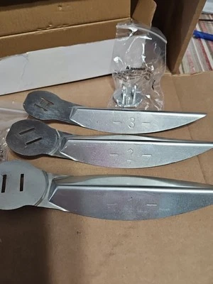 1 Set 18-1/2-Inch One-Touch Cleaning System Kit For Weber Grill - Image 1 of 4