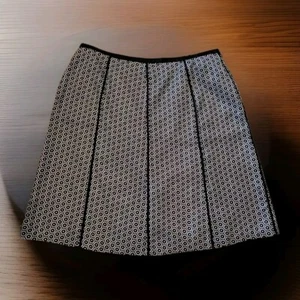 100% Silk Black White Floral A Line Skirt Style & Co Lined Sz 18w - Picture 1 of 5