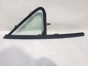 Right Vent Glass With Molding OEM 87 88 89 90 91 Ford F250