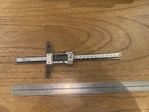 Mitutoyo 571-262-20 Digimatic Depth Gauge 200MM & 8" - Picture 1 of 4