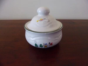 Pfaltzgraff Snow Village Sugar Bowl With Lid Stoneware - Picture 1 of 7