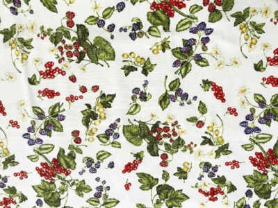 Tessuto Frutti di Bosco al Metro | MADE IN ITALY | 100% Cotone | Altezza 180cm - Immagine 1 di 3