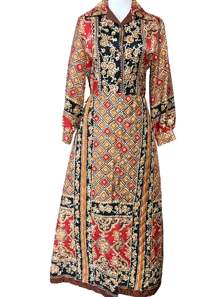 Vintage Van Raalte Housecoat Womens 12 Red Black Brown Quilted Maxi Robe 70s - Image 1 of 4