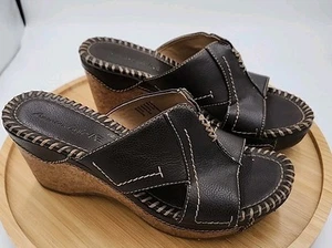 American Eagle Womens Sz 8.5 Slip On Studded Brown Suede Chunky Clogs Mule Heels - Picture 1 of 12