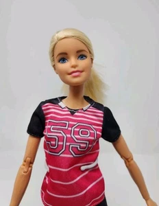 Barbie Made to Move Puppe Fußball Mattel DVF69 blond Millie Kopf 2016 Gelenk - Bild 1 von 10